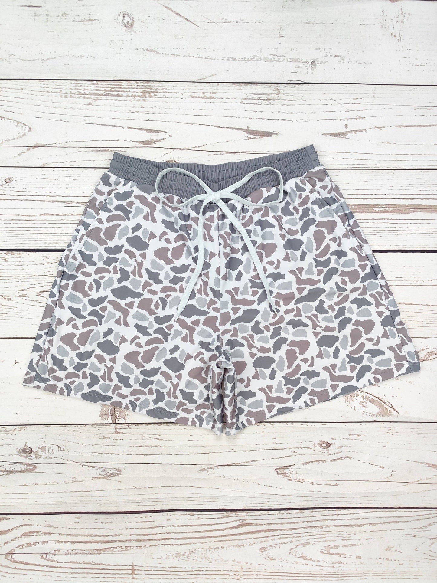 Men Camouflage Printed Swim Trunks: XL