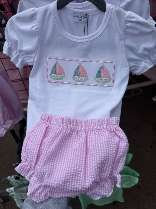 Girls sail boat set
